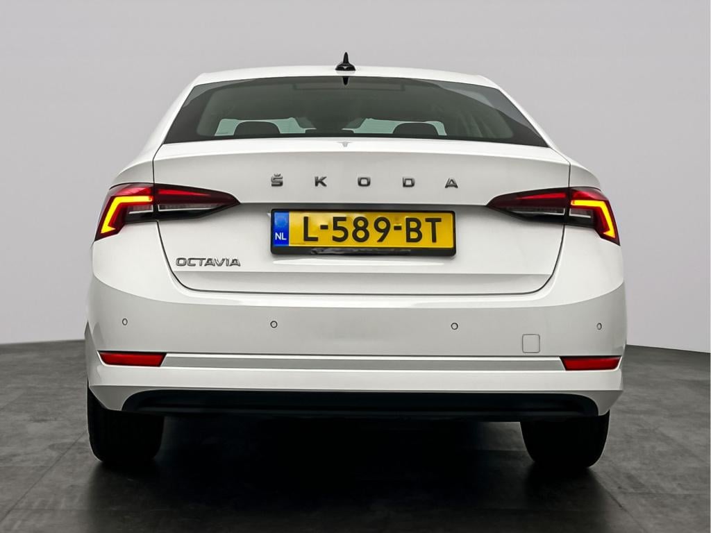 Skoda Octavia 1.0 tsi ambition | digitaal dashboard | 1e eigenaar | navigat