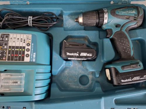Makita accu schroef-boormachine