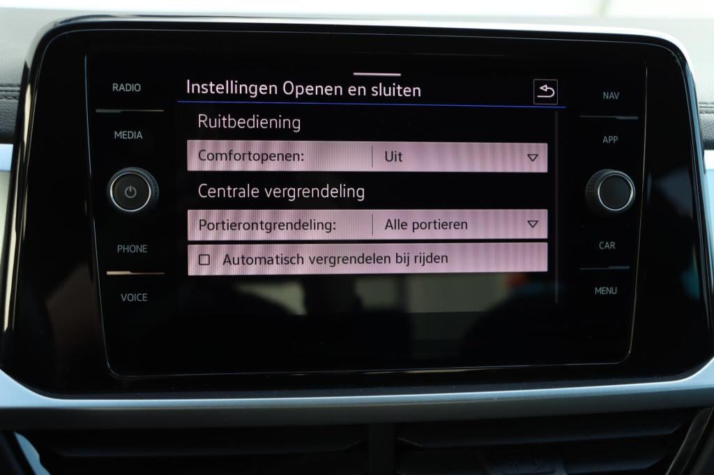 Volkswagen T-roc 1.5 tsi life 150pk dsg7