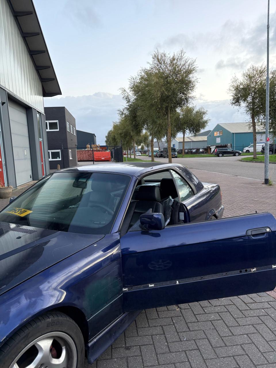 BMW 3-Serie 2.0 I 320 Cabriolet 1996 Blauw PROJECT