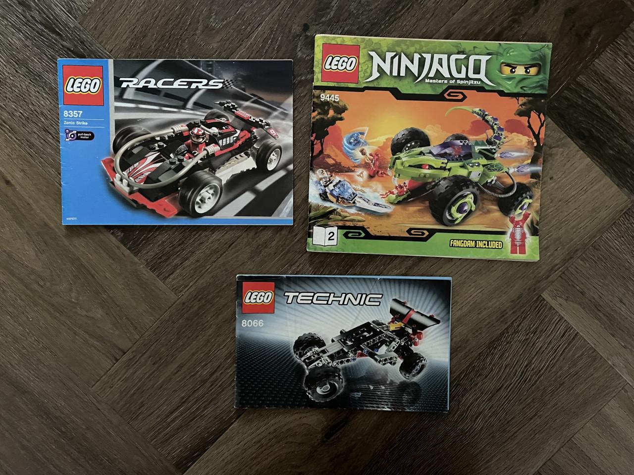 Heel veel Lego instructie boekjes