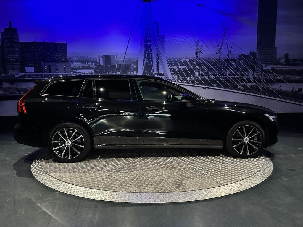 Volvo V60 2.0 t6 plug-in hybrid awd plus dark long range my2023 *1e eigenaa