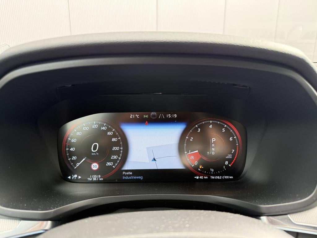 Volvo S60 2.0 t4 r-design 190pk | org. nl | top staat!