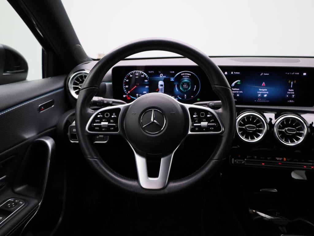 Mercedes-Benz A-Klasse 180 business solution luxury | automaat | apple carp