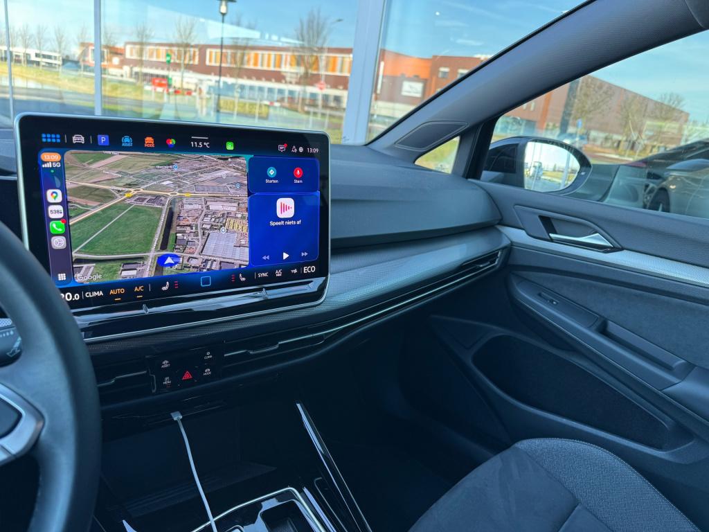 Volkswagen Golf 1.5 ehybrid 50 edition automaat , elektrische voorstoelen, 