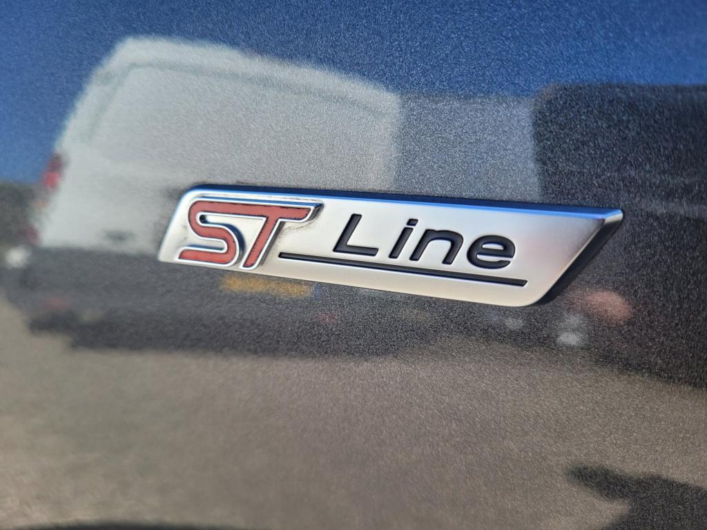 Ford Focus 1.0 ecoboost hybrid st line x automaat 125pk