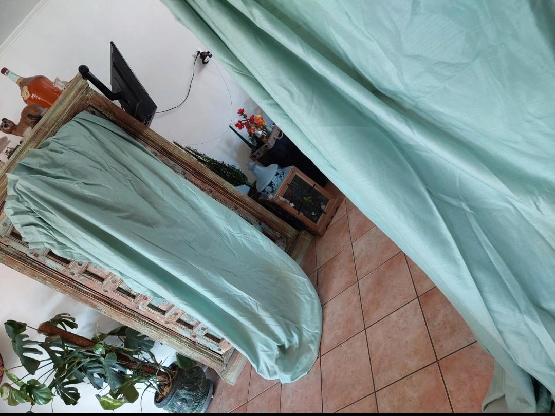 2 prachtige mintgroene gordijnen ol maat gemaskt