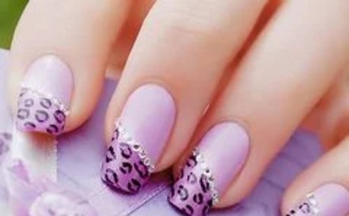 Nagelstyliste / waxing  /   thuis, en aan huis