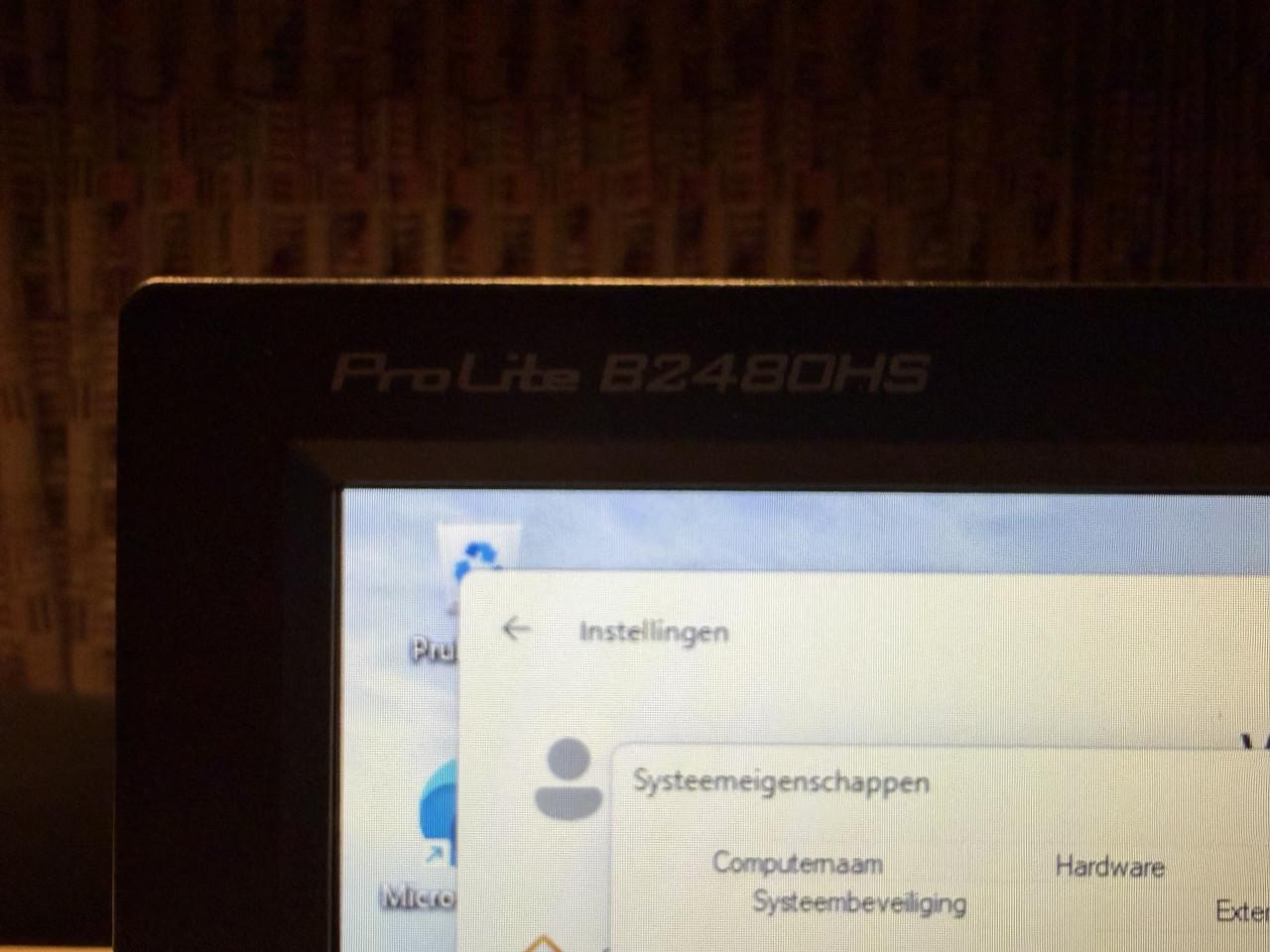 Intel NUC NUC7i5BNH i5-7260U 8Gb-RAM 250Gb-SSD WIFI Win11 24" €85