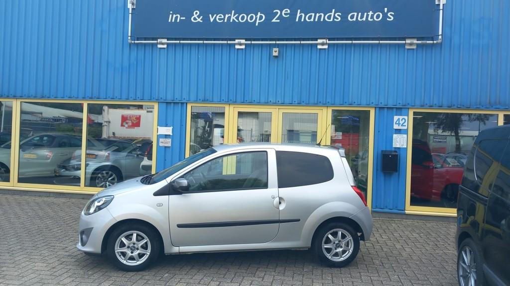 Renault TWINGO 1.2 Dynamic bj:2008 airco lm-velgen i.z.g.st