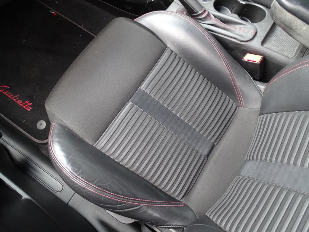 Alfa Romeo Giulietta 1.4 t distinctive 170pk automaat | bluetooth