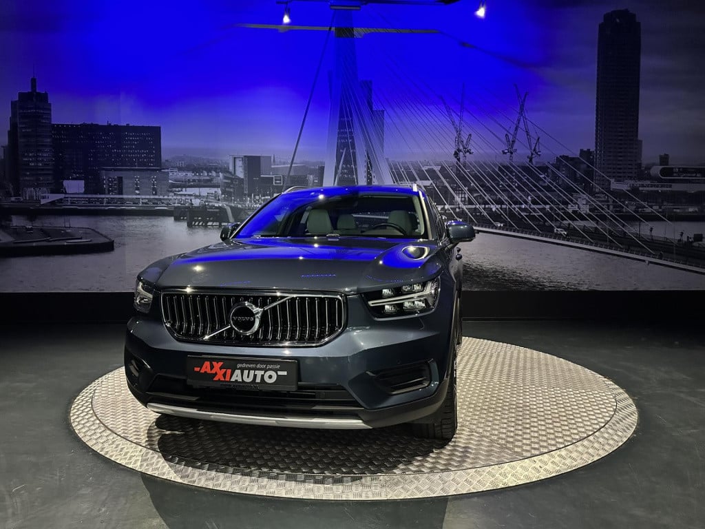 Volvo XC40 1.5 t5 recharge inscription expression