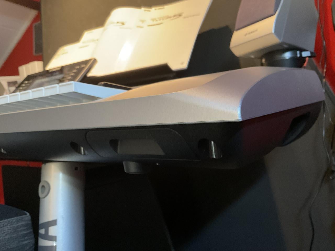 Yamaha Tyros 5 Keyboard