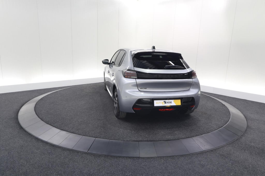 Peugeot 208 puretech 100 allure | 360 camera | dodehoekdetectie | apple car