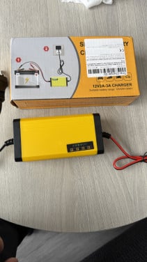 Accu oplader nieuw
