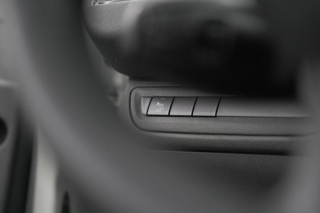 Peugeot 208 puretech 82 blue lion | apple carplay | parkeersensoren | navig