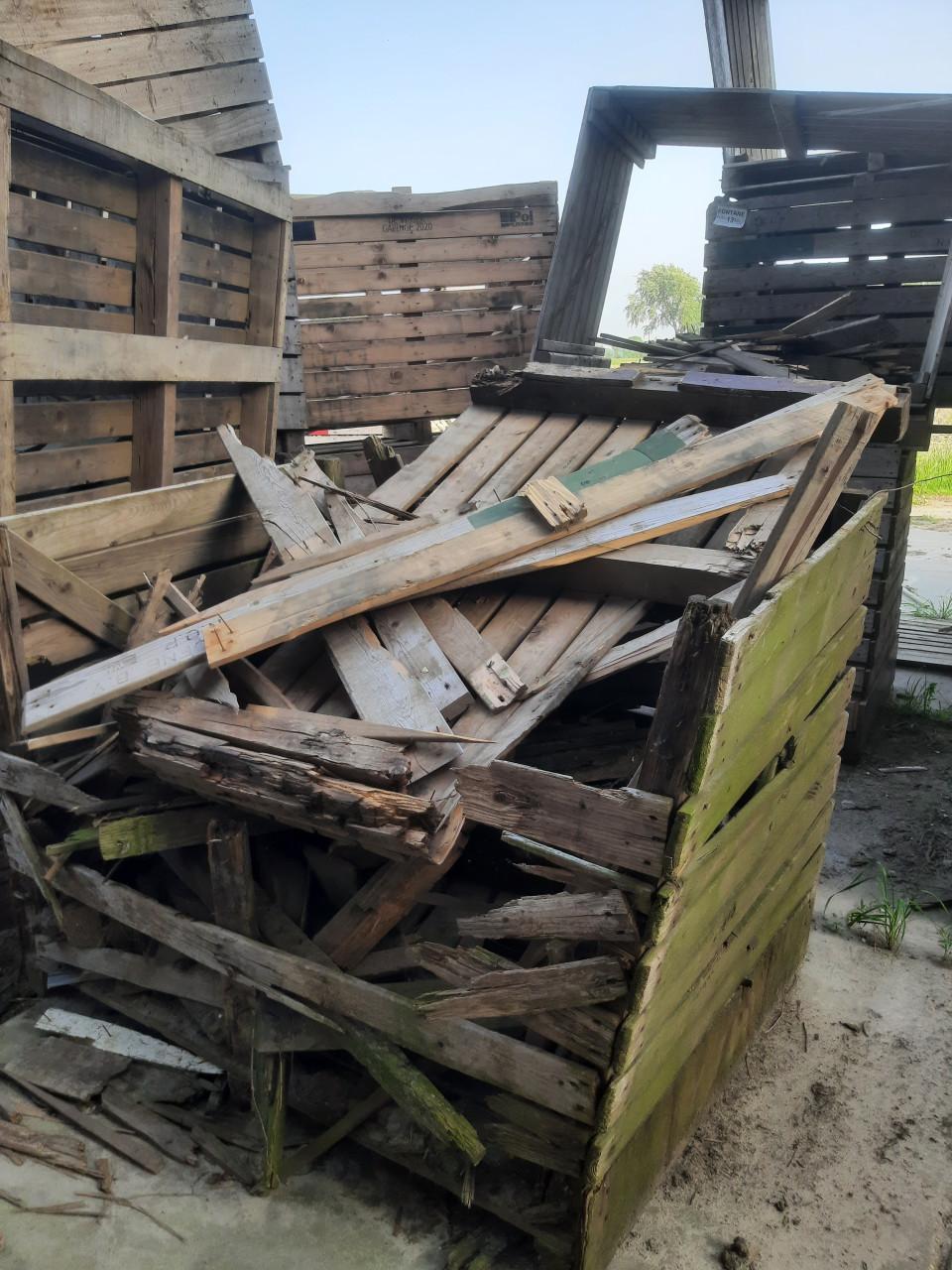 Gratis kisten en pallets