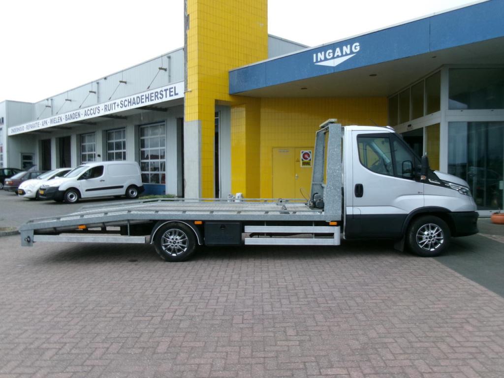 Iveco Daily 3.0 automaat 210pk oprijwagen autotransporter