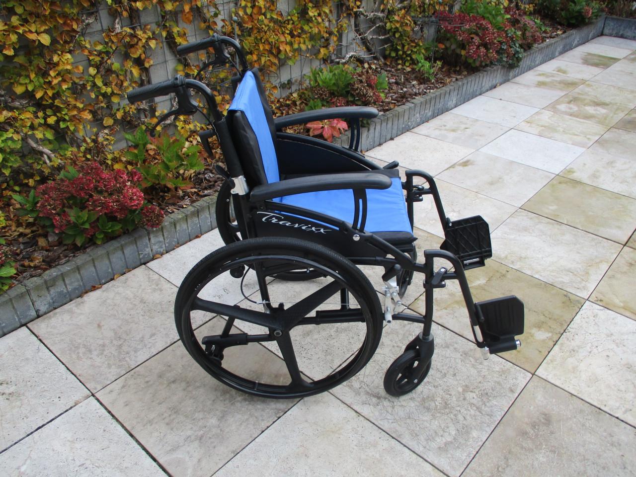 Nieuw Travixx de Luxe Comfort opvouwbare lichtgewicht rolstoel Medipoint