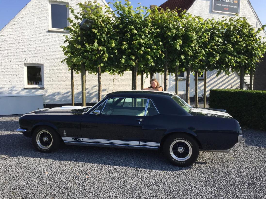 Te huur: Ford Mustang, Chevrolet Camaro en Ford F100 Pickup