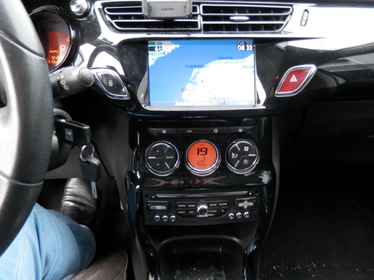 Auto Garant Biedt Aan: Citroen C3 1.2 VTi Airdream  AUTOMAAT