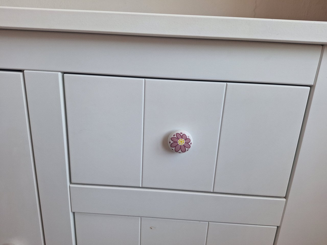 Commode + kast + hangplak