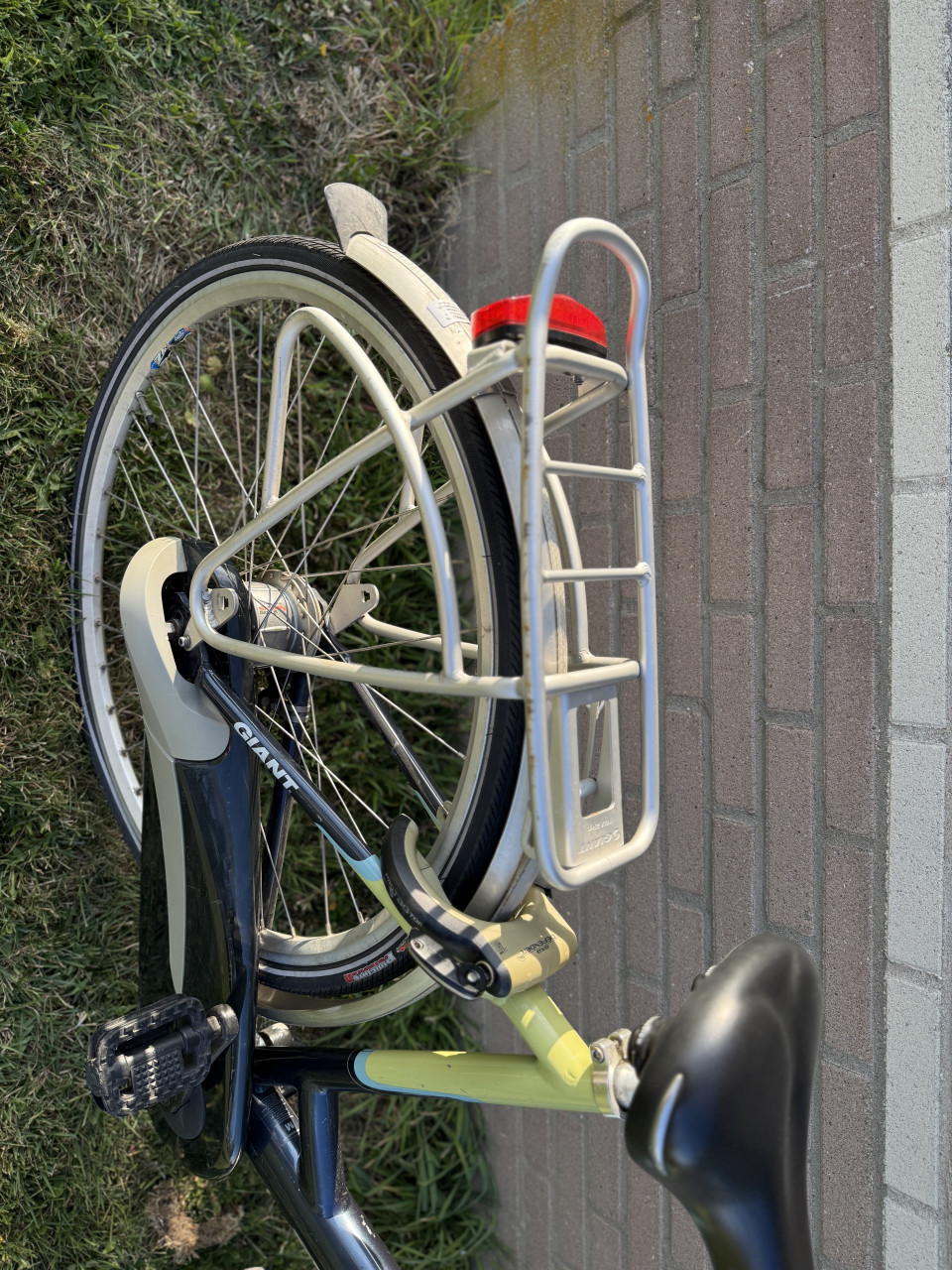 In Nieuwe Staat GIANT Damesfiets