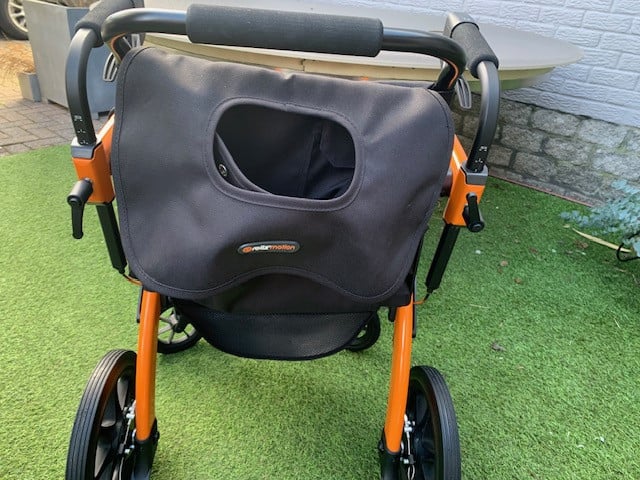 Top ❤️❤️GEWOON NIEUW handige rollz Motion rollator ✅✅ kan als looprekje en