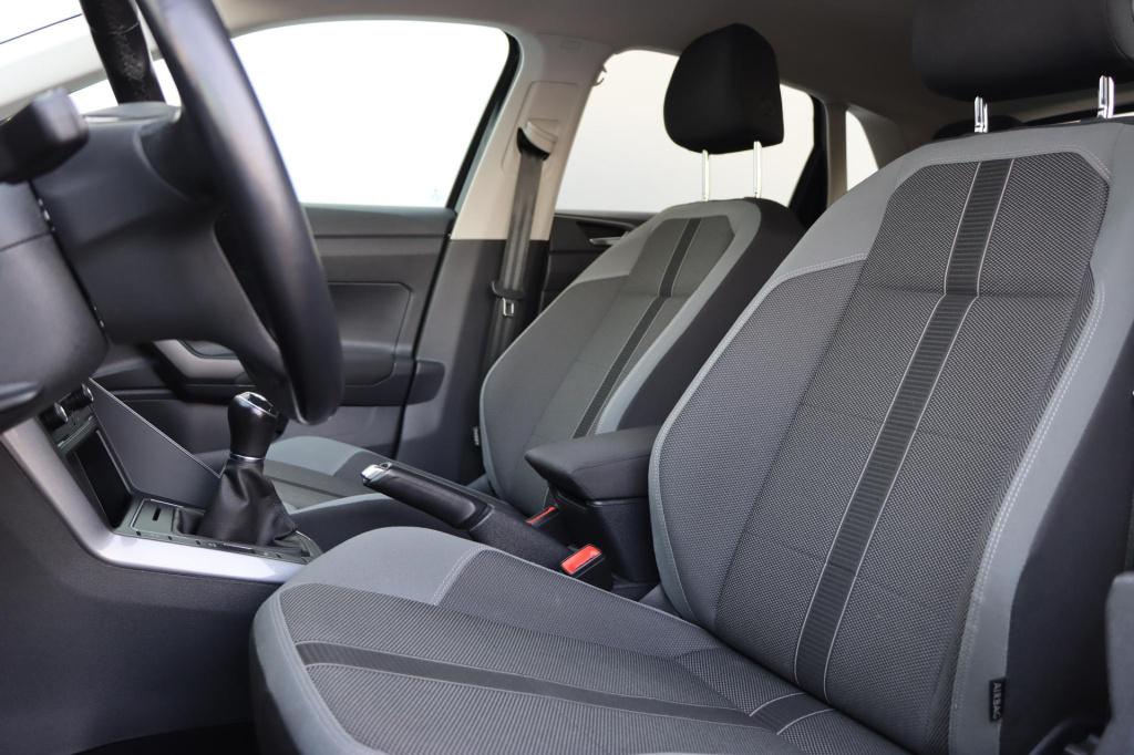 Volkswagen Polo 1.0 tsi highline adaptive | carplay | sensoren