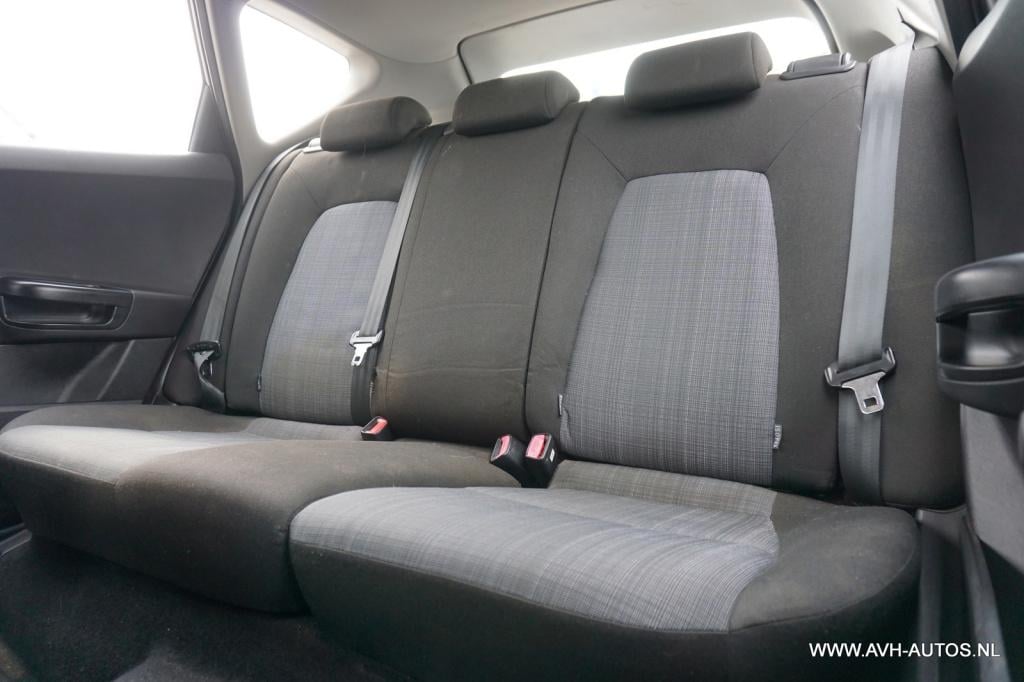 Kia Cee'd sporty wagon 1.4 cvvt seven