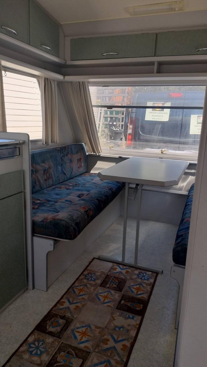 Beyerland 350 DD met luifel