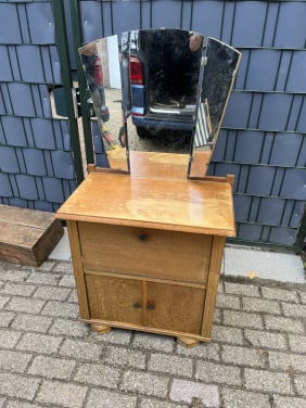 Kaptafel, antiek