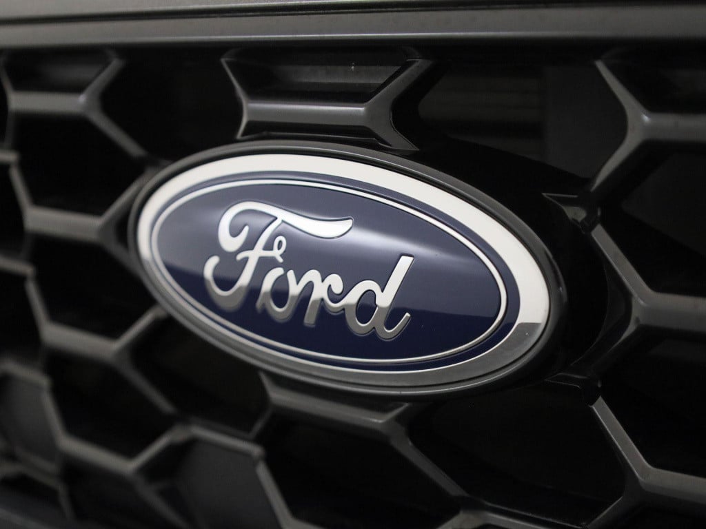 Ford Focus wagon 1.0 ecoboost hybrid st-line btw auto! | 17'' lmv | automaa
