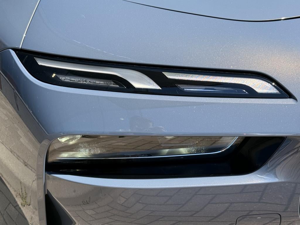 BMW 7 Serie 750e xdrive | bowers & wilkins | 360 | skylounge | leder | trek