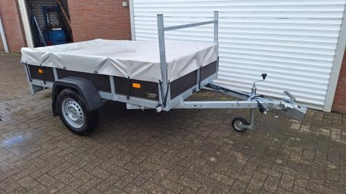 VDM Bakwagen 220x130 3 maanden oud!