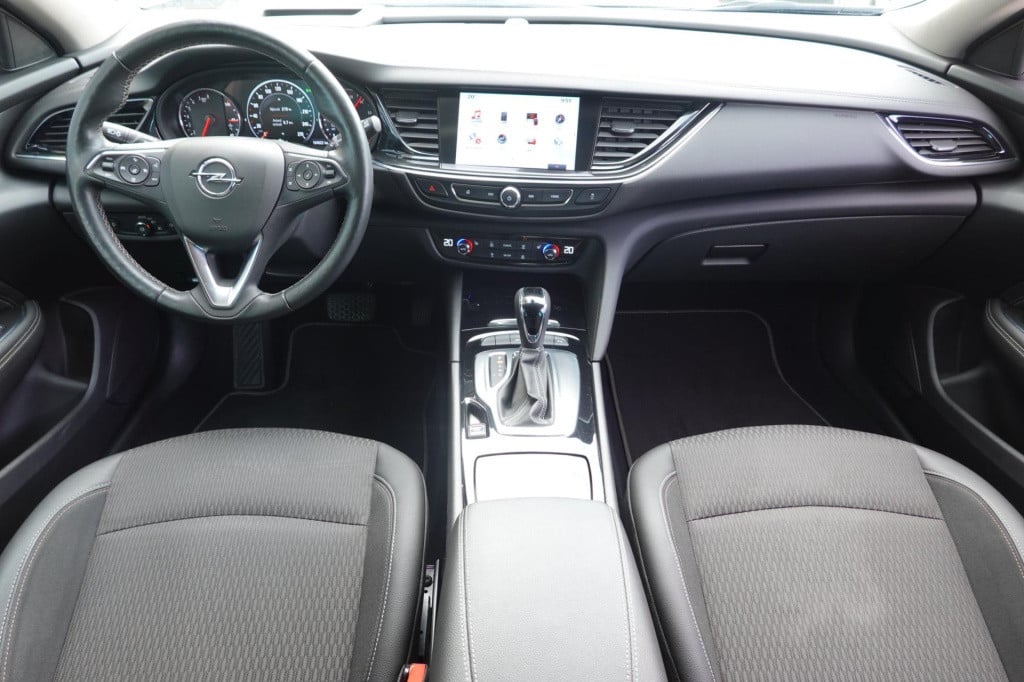 Opel Insignia sports tourer 1.5 turbo innovation
