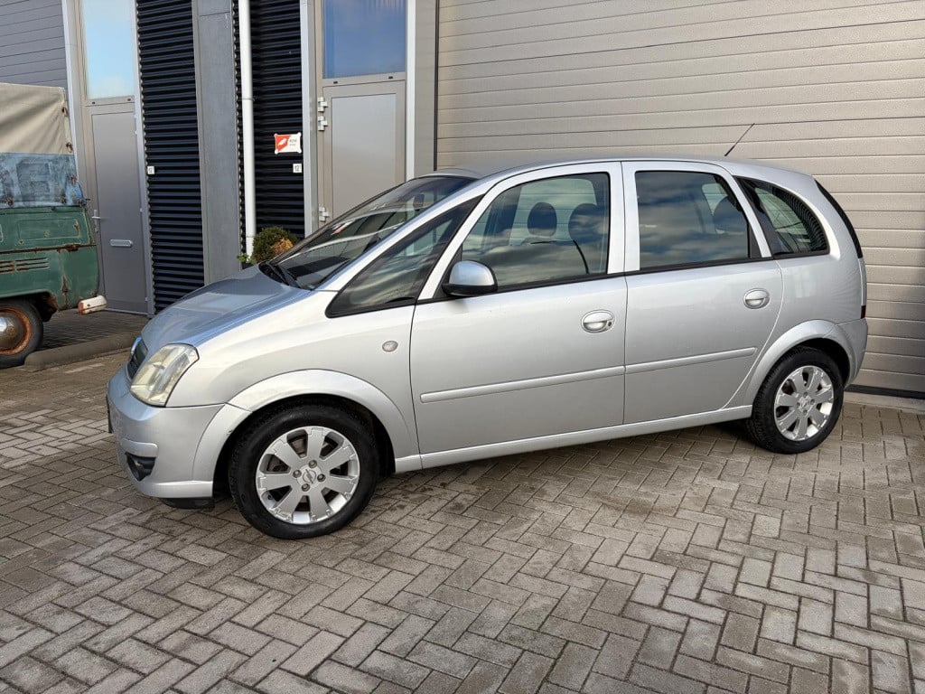 Opel Meriva 1.6-16v temptation/179.000 nap/rijklaar/trekhaak/airco/