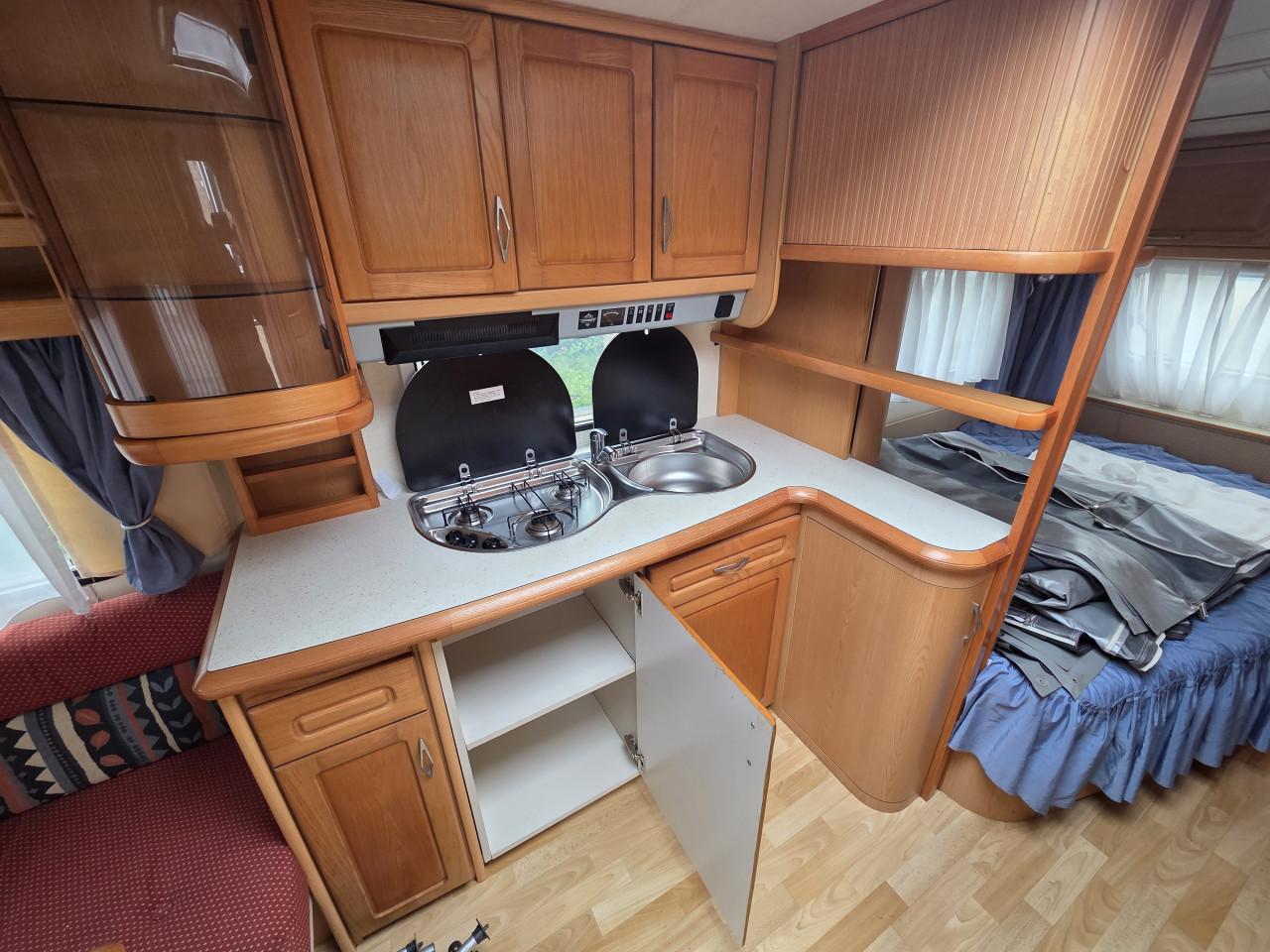 Hobby prestige 495 met voortent