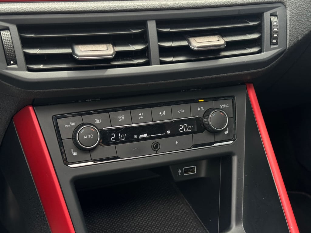 Volkswagen Polo 2.0 tsi gti * panoramadak * stoelverwarming * camera