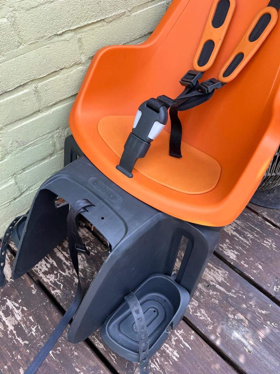Bobike ONE Maxi fietsstoeltje achter — Oranje — Zo goed als nieuw