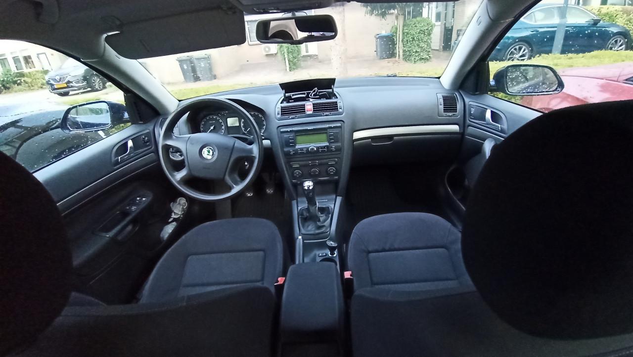 Skoda Octavia 1.6 MPI Elegance LPG