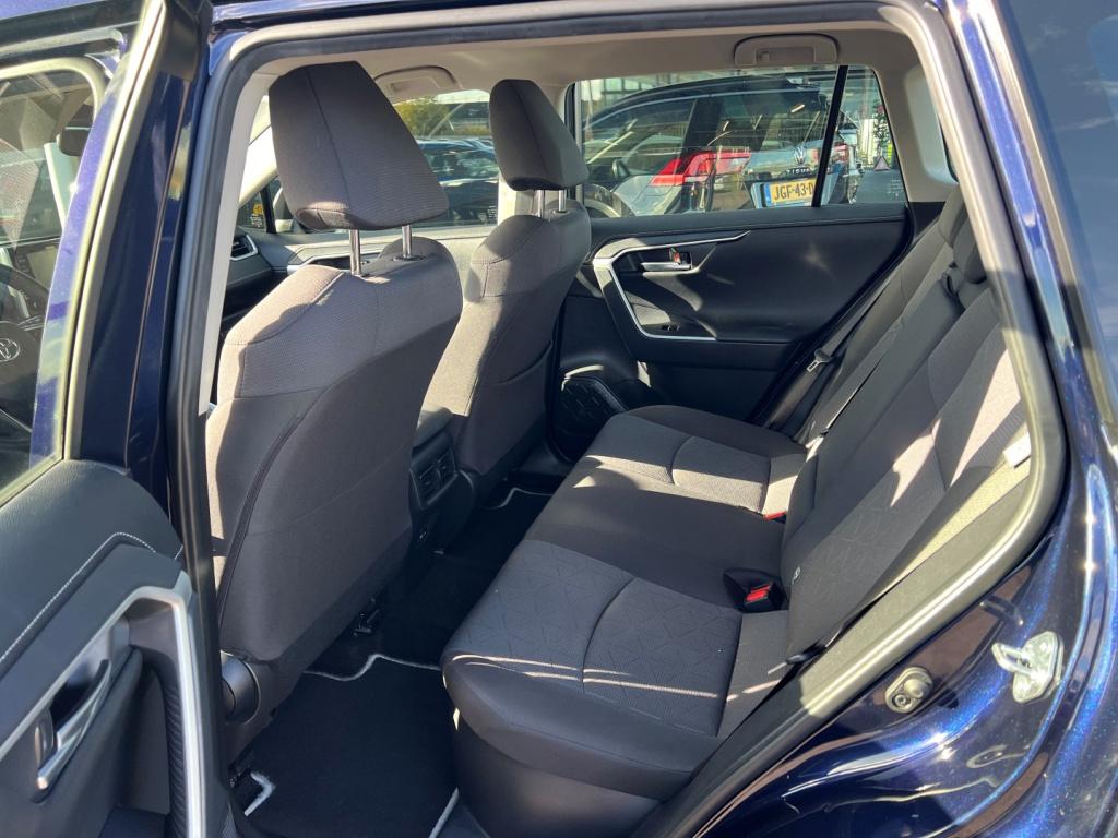 Toyota Rav4 2.5 hybrid 218pk cvt active | carplay | camera | trekhaak