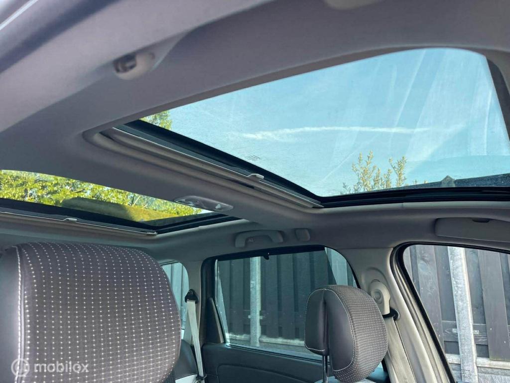 Renault Scenic 2.0 bose panoramadak