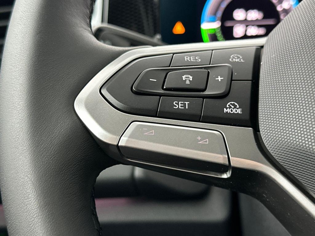 Volkswagen Tiguan life edition 1.5 ehybrid 150 kw / 204 pk 1.5 ehybrid 150 