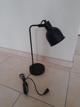 Diverse tafel / bureau lampen (in goede nette staat )  €7,50 per stuk