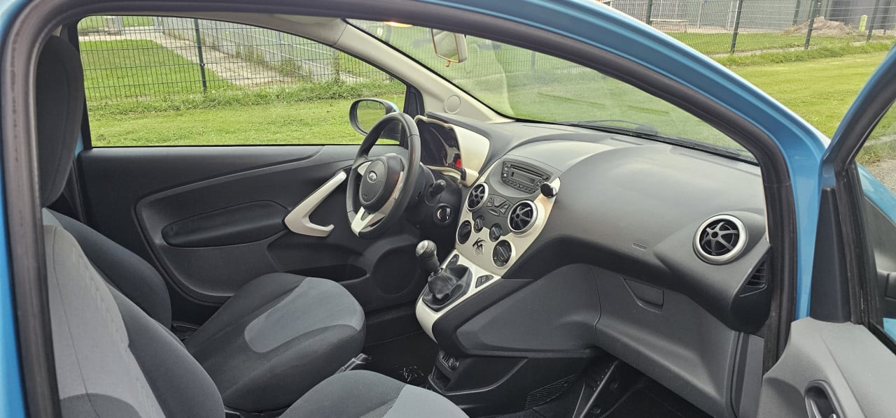 Ford Ka 1.2 Trend Airco! Verkeerd in. Zeer Nette Staat!