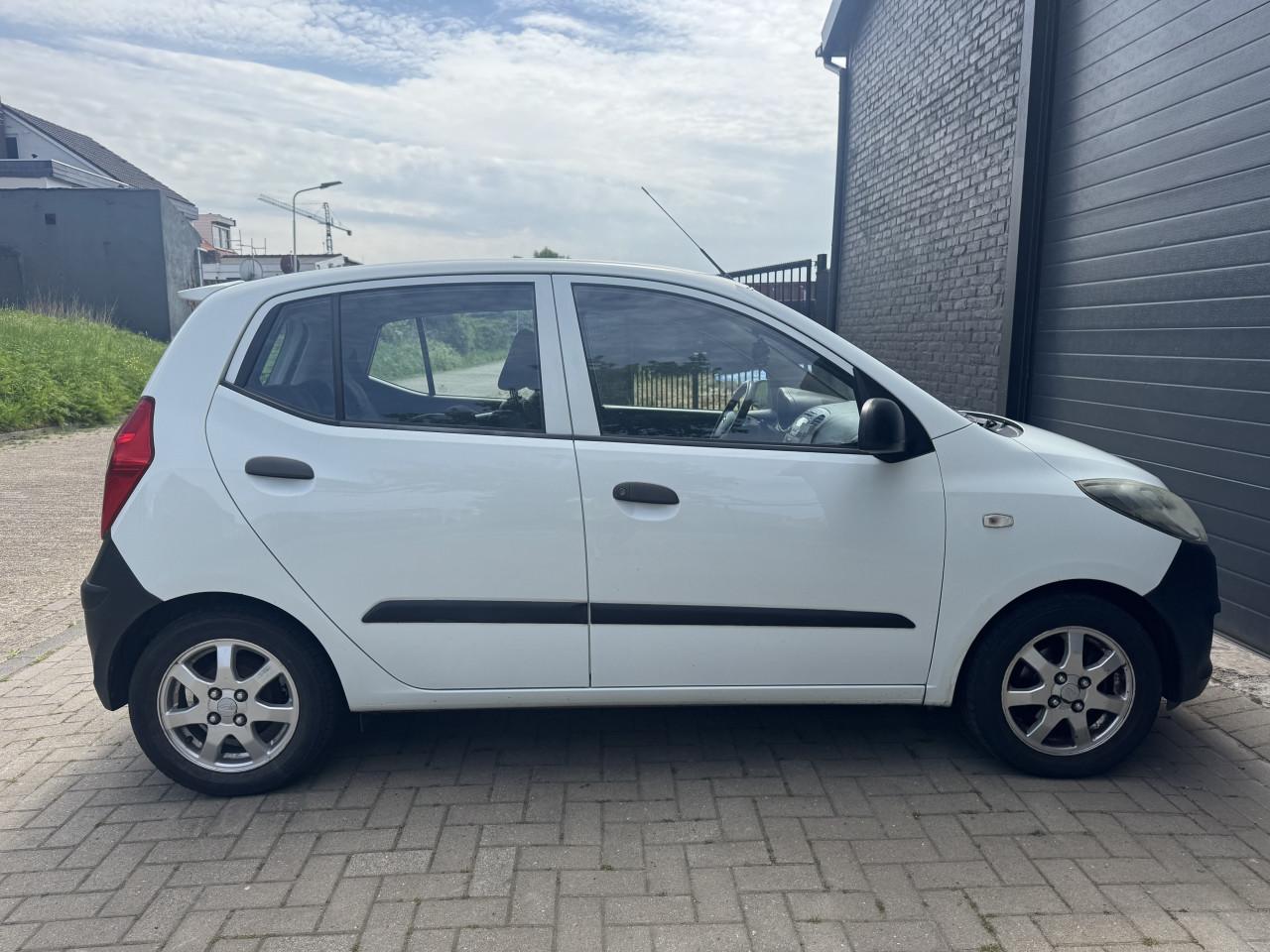 Hyundai i10 1.0 Bluedrive Pure 51KW 5DRS 2011Wit Apk Nap