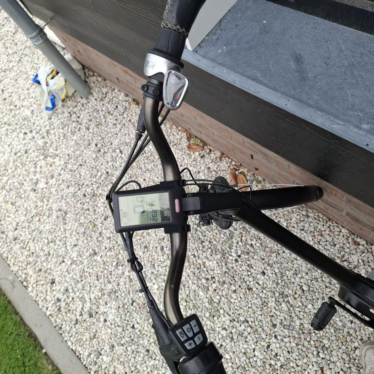 Buton elektrische fiets met bafang middenmotor