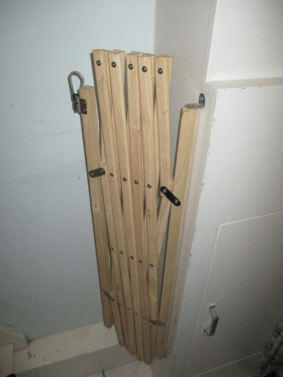 Te koop 2 traphekjes (harmonika)