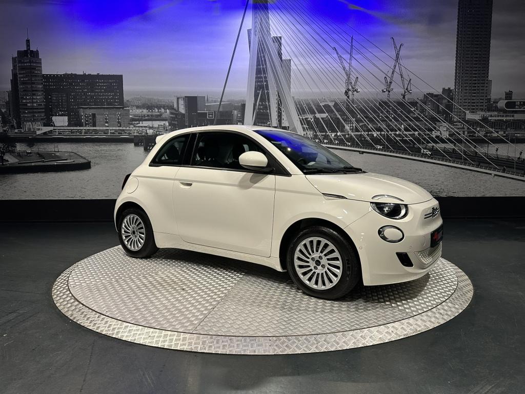 Fiat 500 icon 42 kwh *carplay*camera*